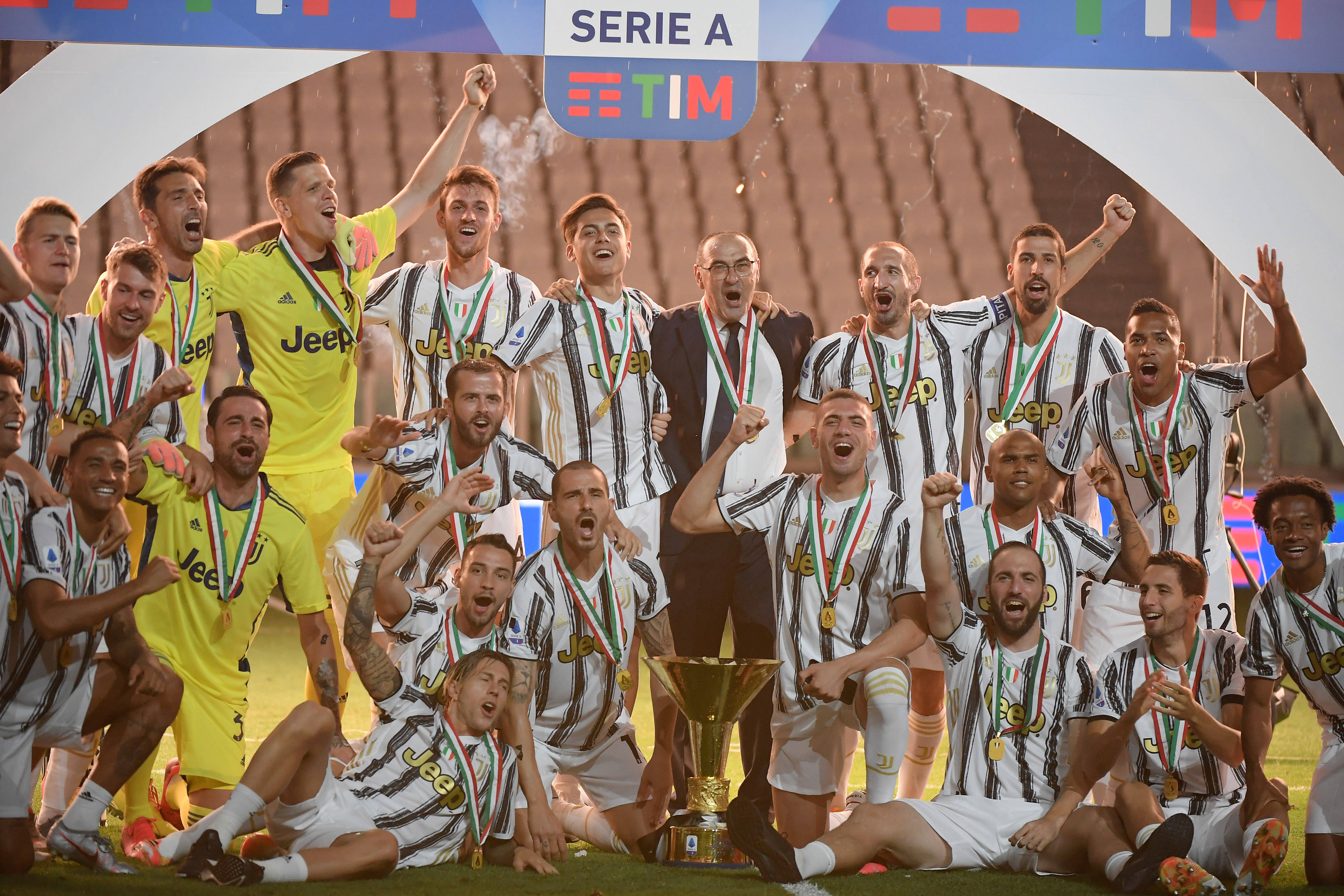 【新闻】两会：芯片提案，12条！